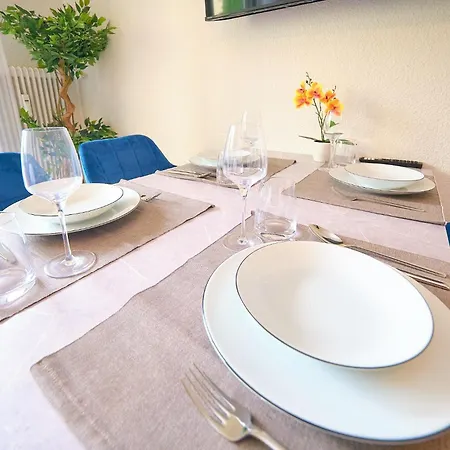 Apartament Homestead - Self-check-in - Kostenloses Parken - Smart Tv - Kueche Vollausgestattet - Ruhige Lage Im Erdgeschoss